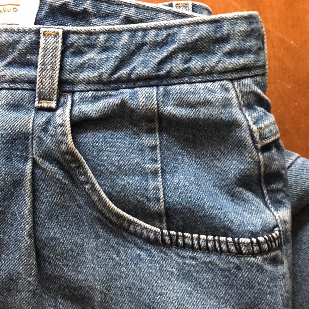 SOLD ✅ Vintage High Waisted Mom Jeans
